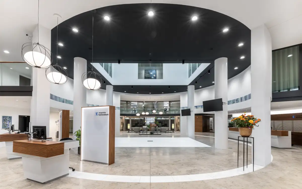 Brem Zehnder AKB Aarau 72dpi 003