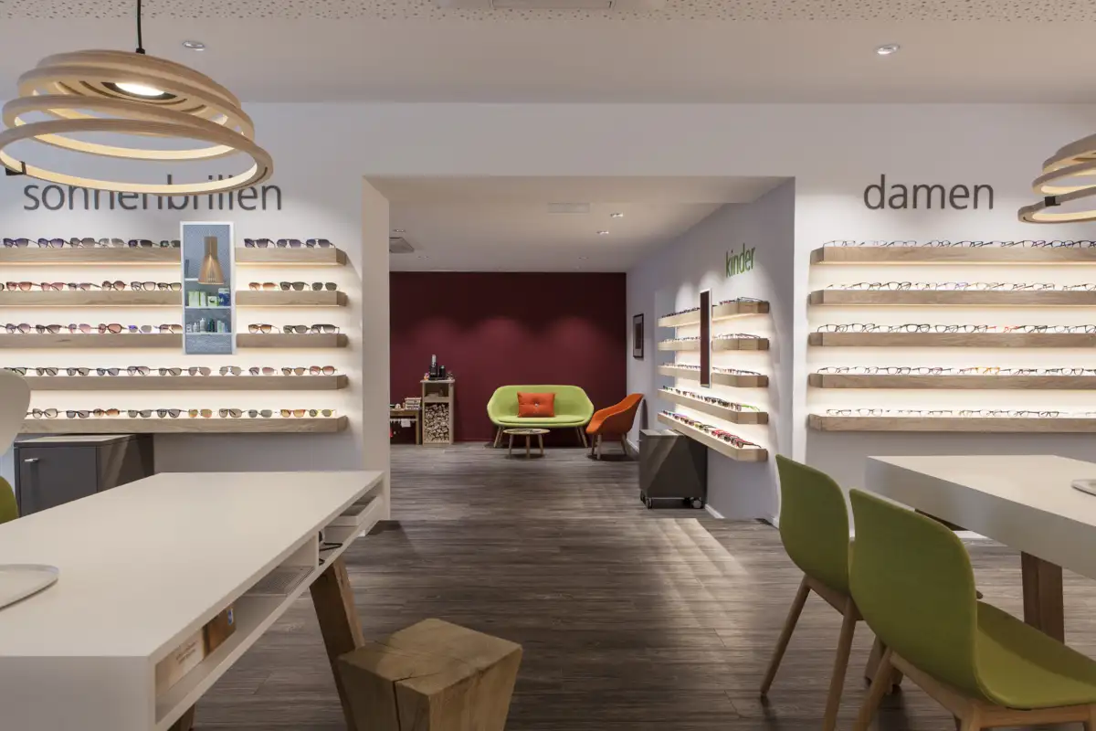 Caveng Optik, Ilanz
