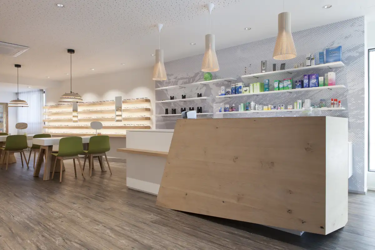 Caveng Optik, Ilanz